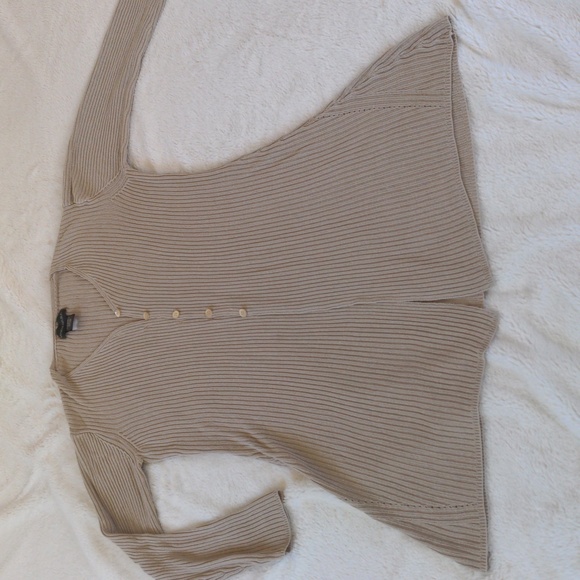 Banana Republic Silk and Rayon Tan Cardigan Size S - Picture 6 of 6